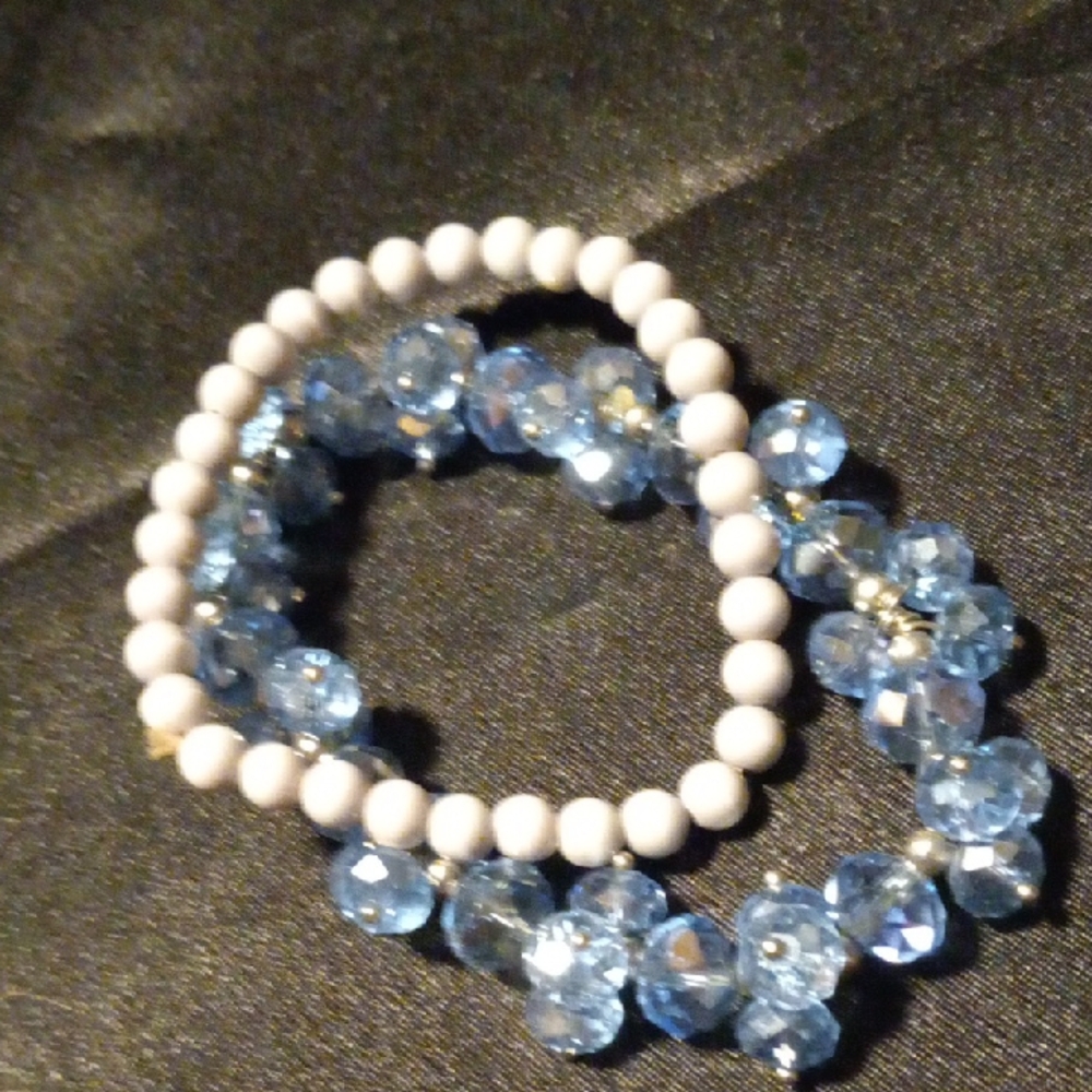 Beautiful Blue and White Beaded Bracelet Set